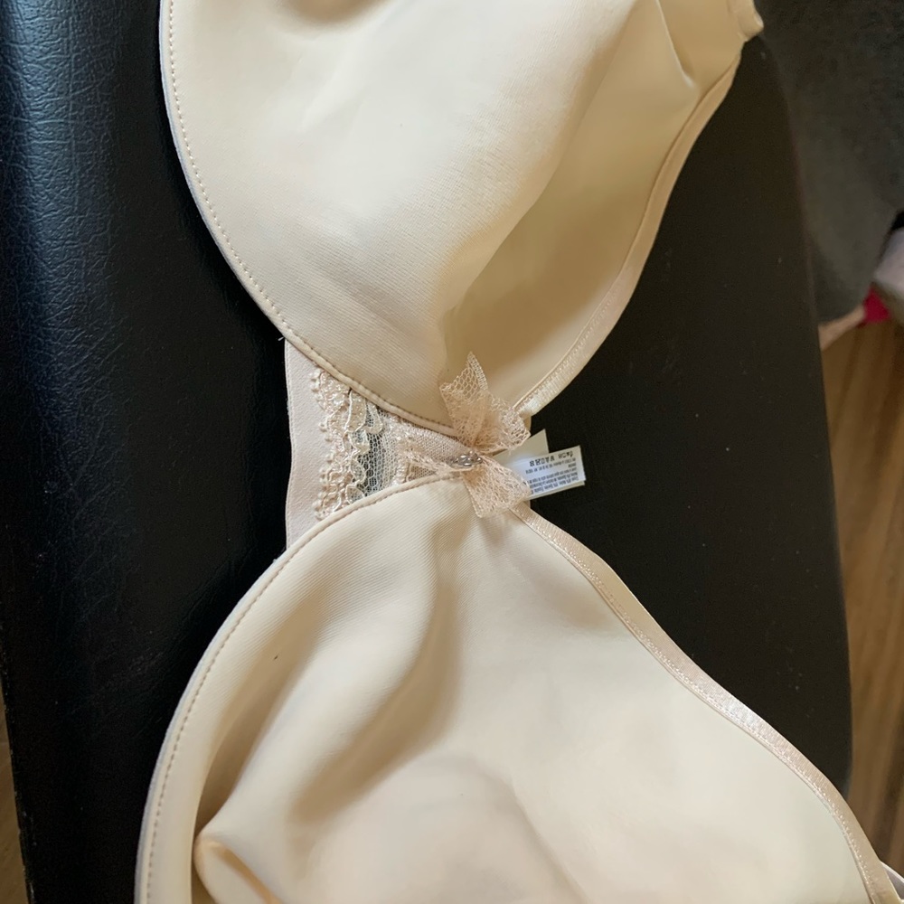 LOVELY LE MYSTERE NUDE BRA 38DDD